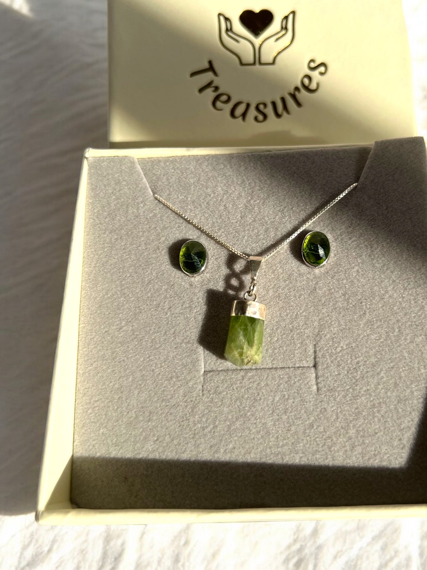 Peridot Crystal Dreams Jewelry Set!